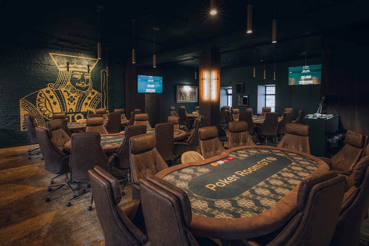 Интерьер покерного клуба Poker Room GTO на Даевом переулке в Москве